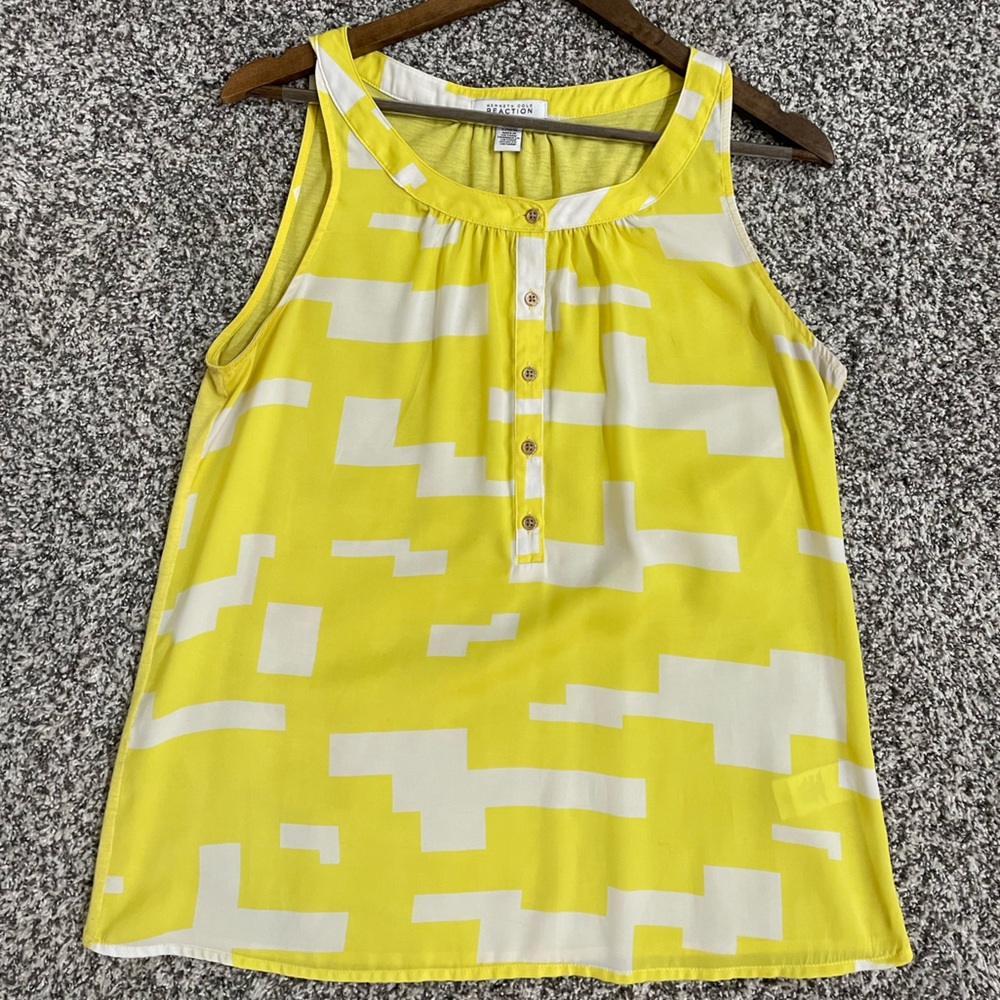 Kenneth Cole Reaction Sleeveless Blouse - Size L